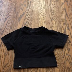 Joy labs cropped black shirt